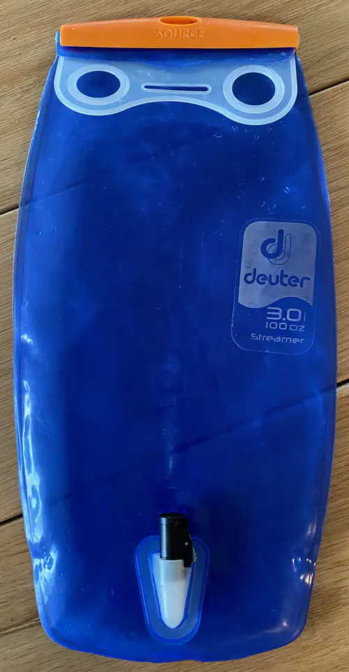 Source/Deuter 3L hydration bladder